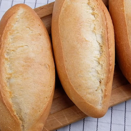 B á nh-m ì - Vietnamese baguette sandwich
