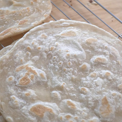 Paratha_flaky-flatbread - Indian puff pastry